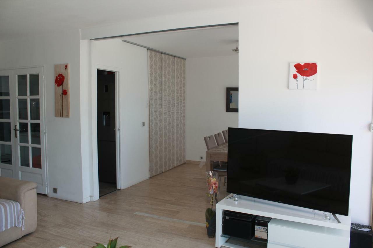 Le Chantilly Cagnes-sur-Mer Exterior foto